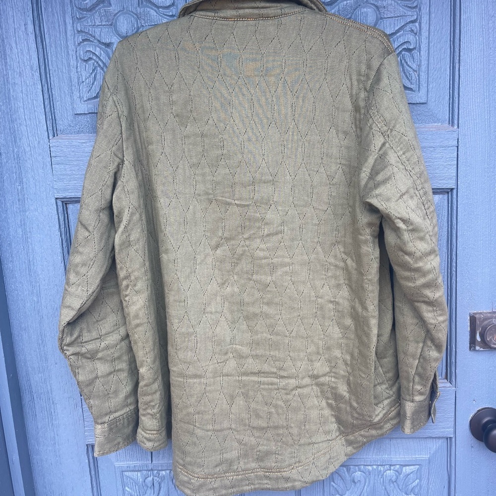 Green Quilted Jacket with Button-down Snaps, Clas… - image 2